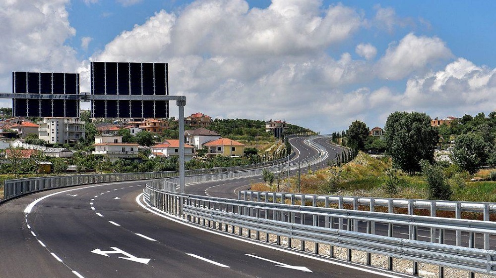 Temporary solution found for access to Thumanë-Kashar highway after protests