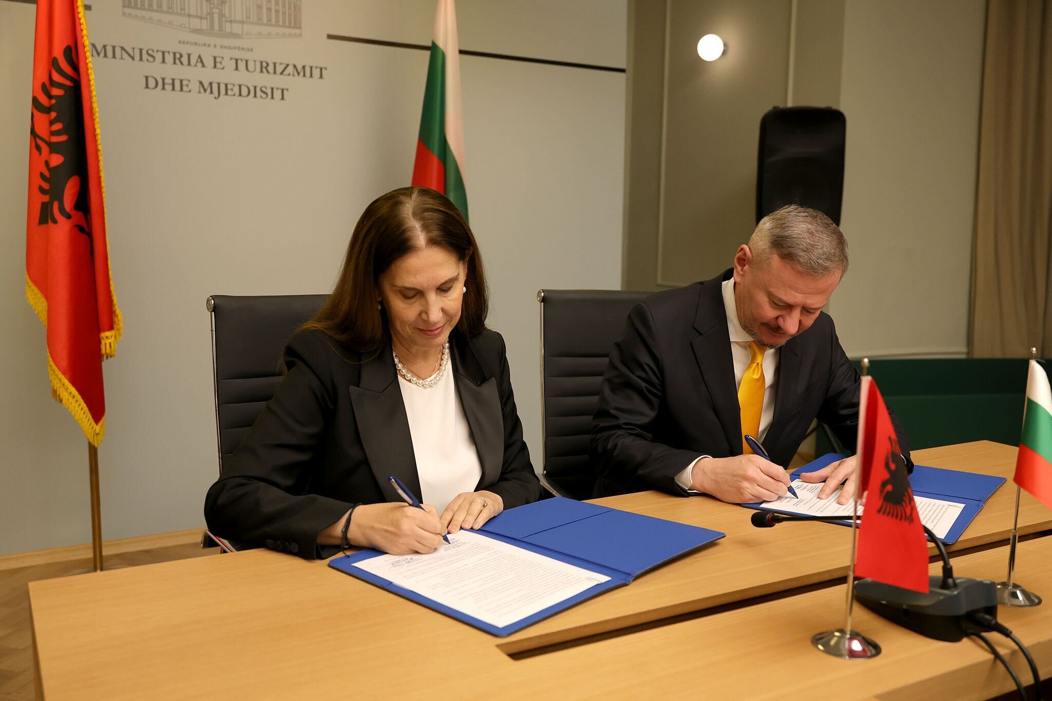 Albania and Bulgaria sign tourism cooperation agreement to attract visitors