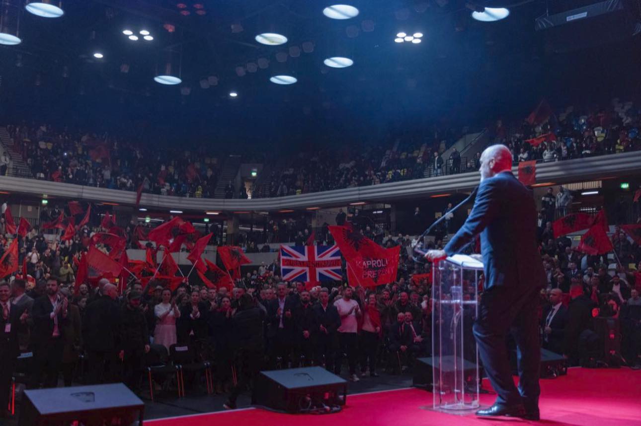 Edi Rama pledges identity correction for Albanians in UK during London visit