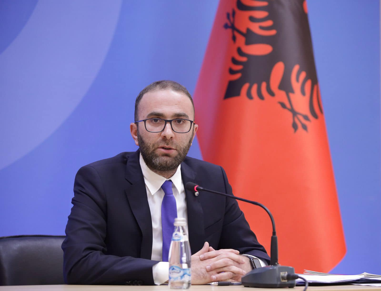 DP head of parliamentary group accuses government of corruption and mismanagement in 2025 budget