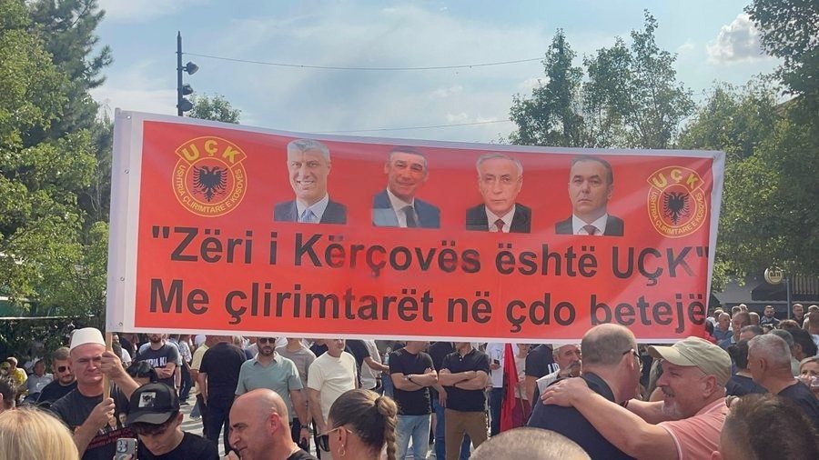 Thousands protest in Pristina against Hague rulings on former KLA leaders amid anger at government