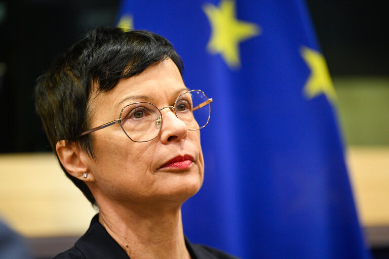 EU hails Albania’s EU accession progress as “unprecedented,” eyes 2027 membership